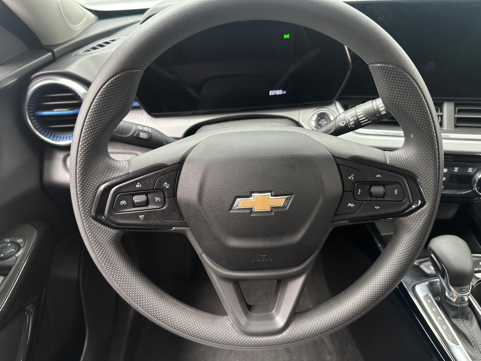 Thumbnail: 2025 Chevrolet Trax - 5