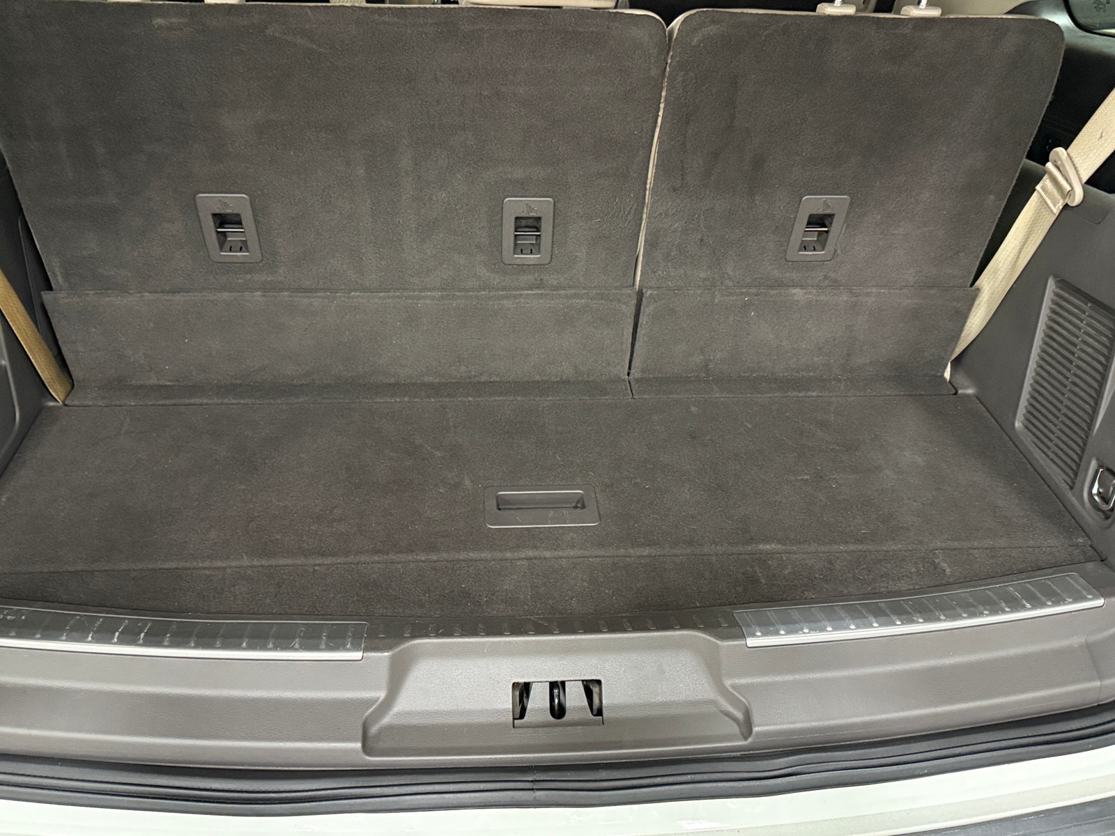 Thumbnail: 2022 Lincoln Navigator - 6