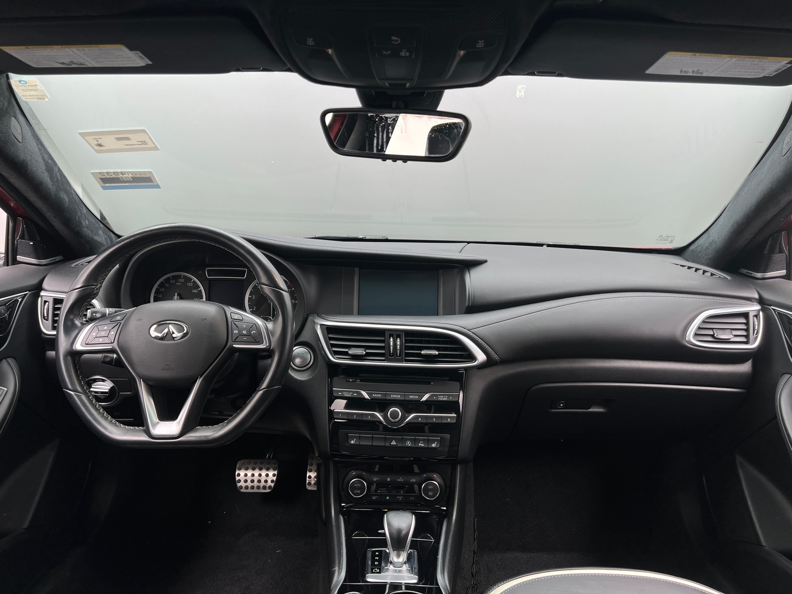 Thumbnail: 2018 INFINITI QX30 - 3