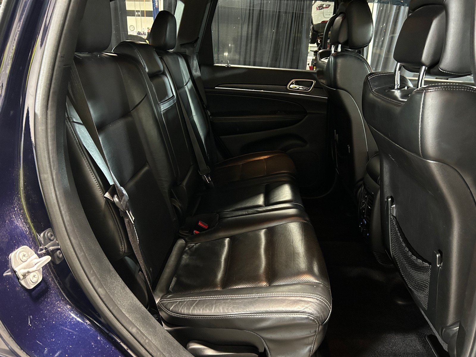 Thumbnail: 2017 Jeep Grand Cherokee - 5