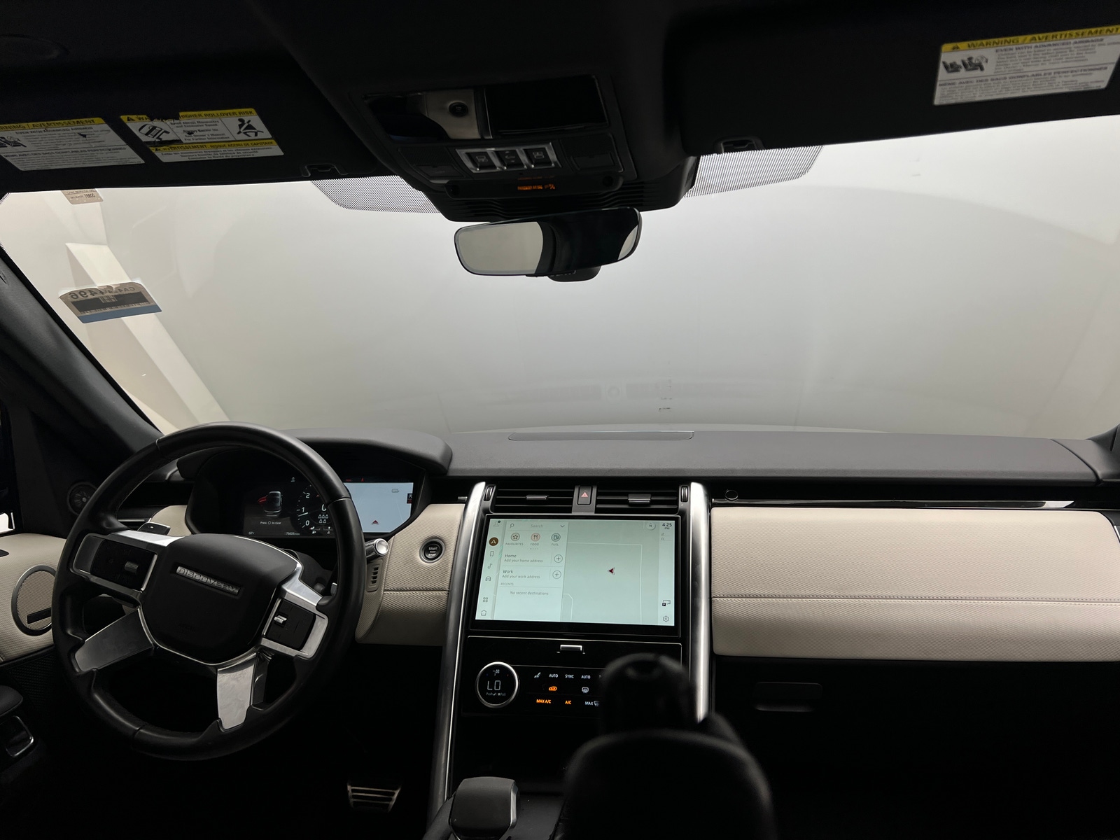 Thumbnail: 2021 Land Rover Discovery - 2