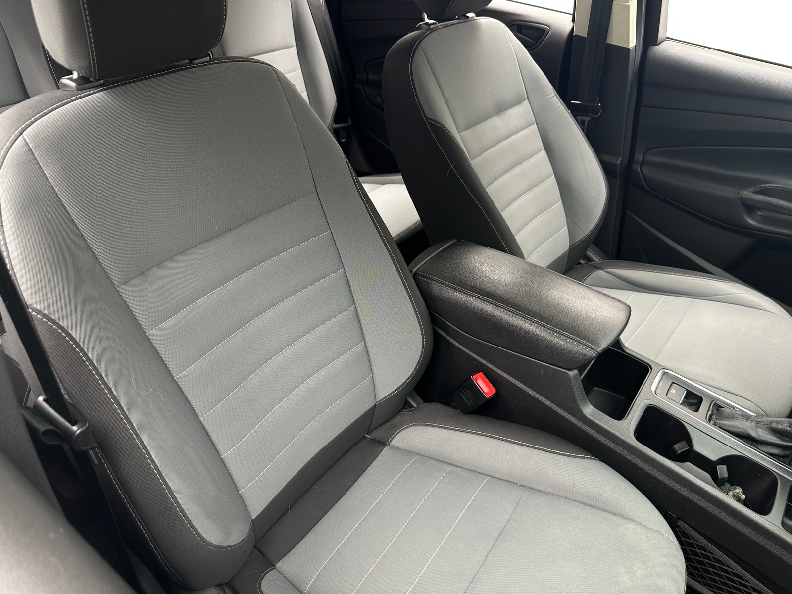 Thumbnail: 2019 Ford Escape - 2