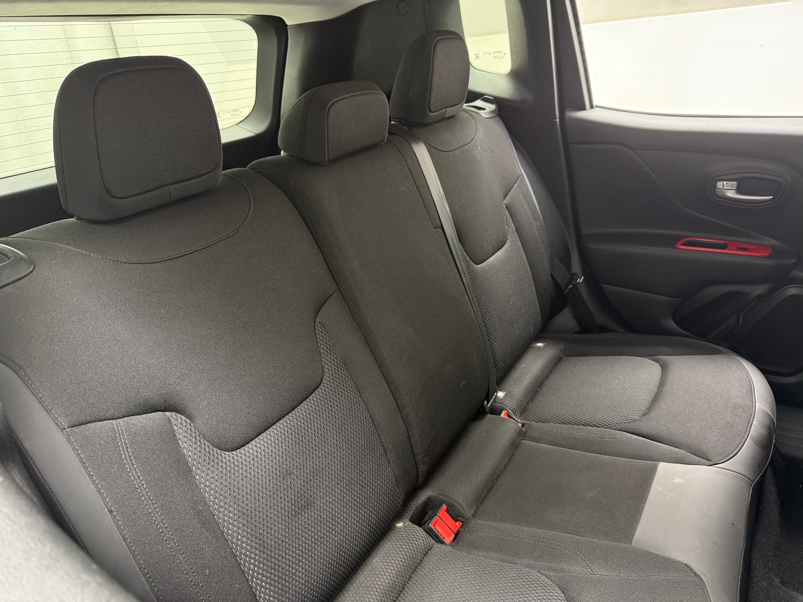 Thumbnail: 2019 Jeep Renegade - 6