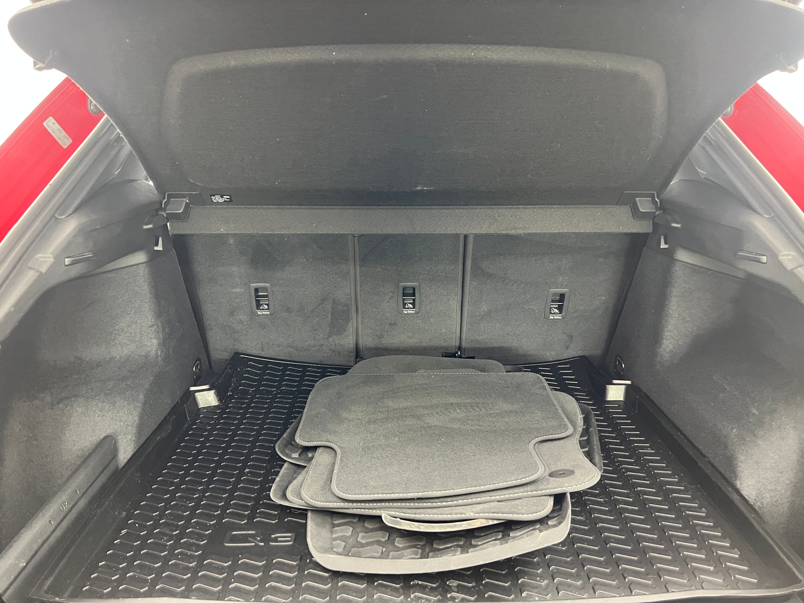 Thumbnail: 2023 Audi Q3 - 6