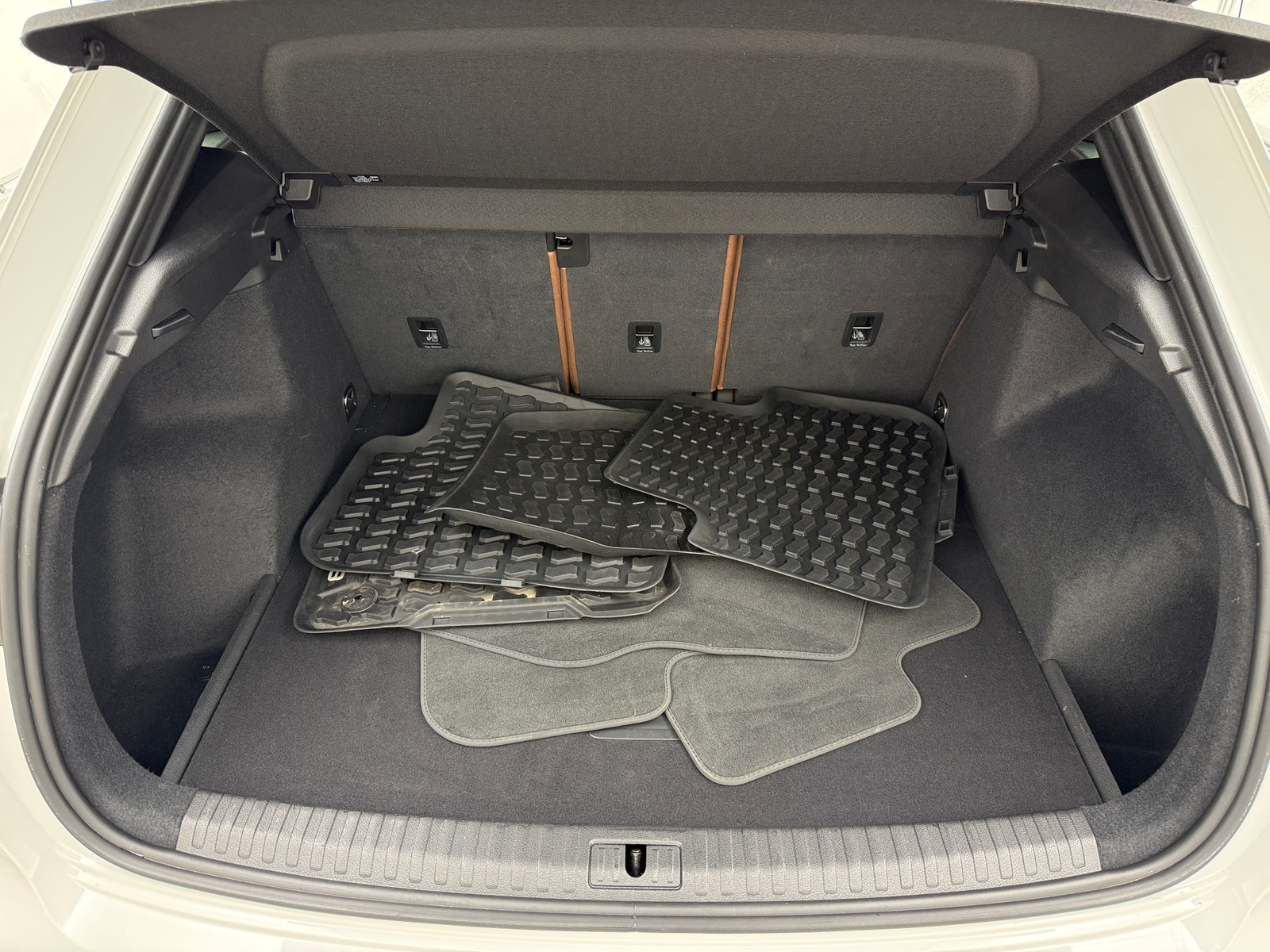 Thumbnail: 2021 Audi Q3 - 6