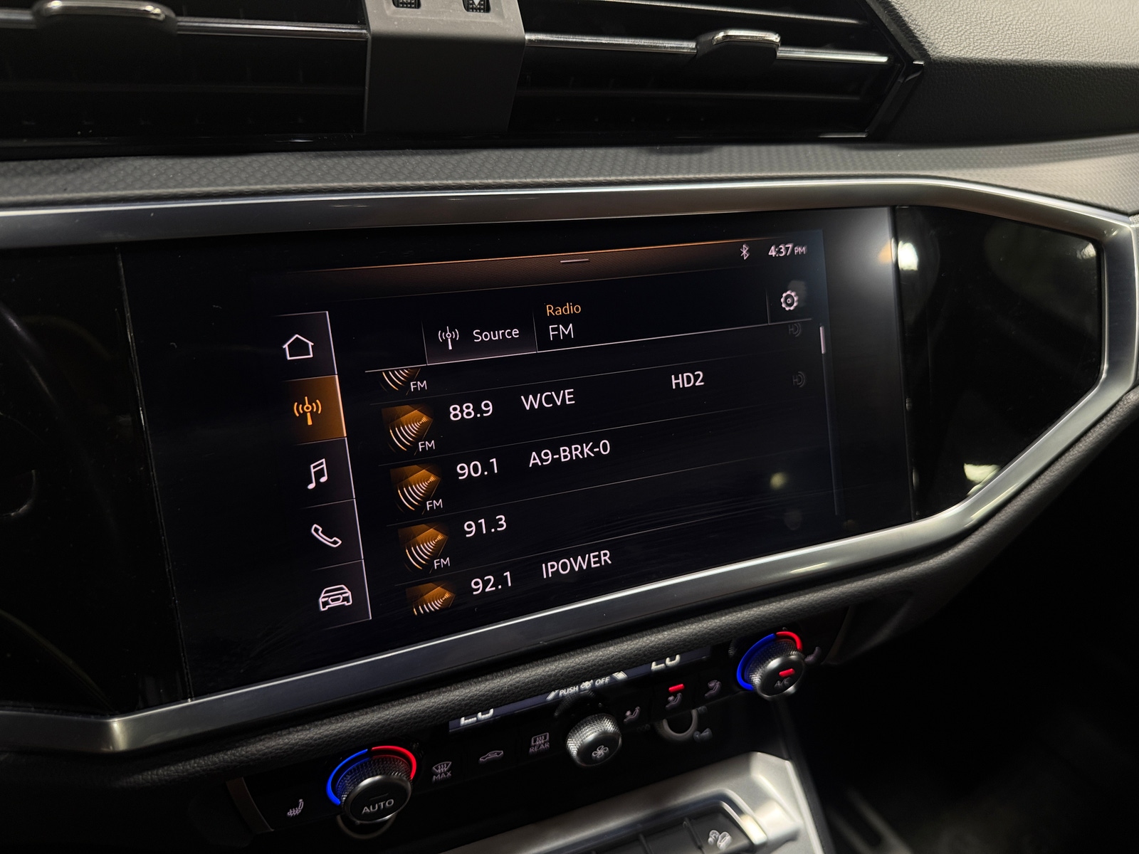 Thumbnail: 2021 Audi Q3 - 3