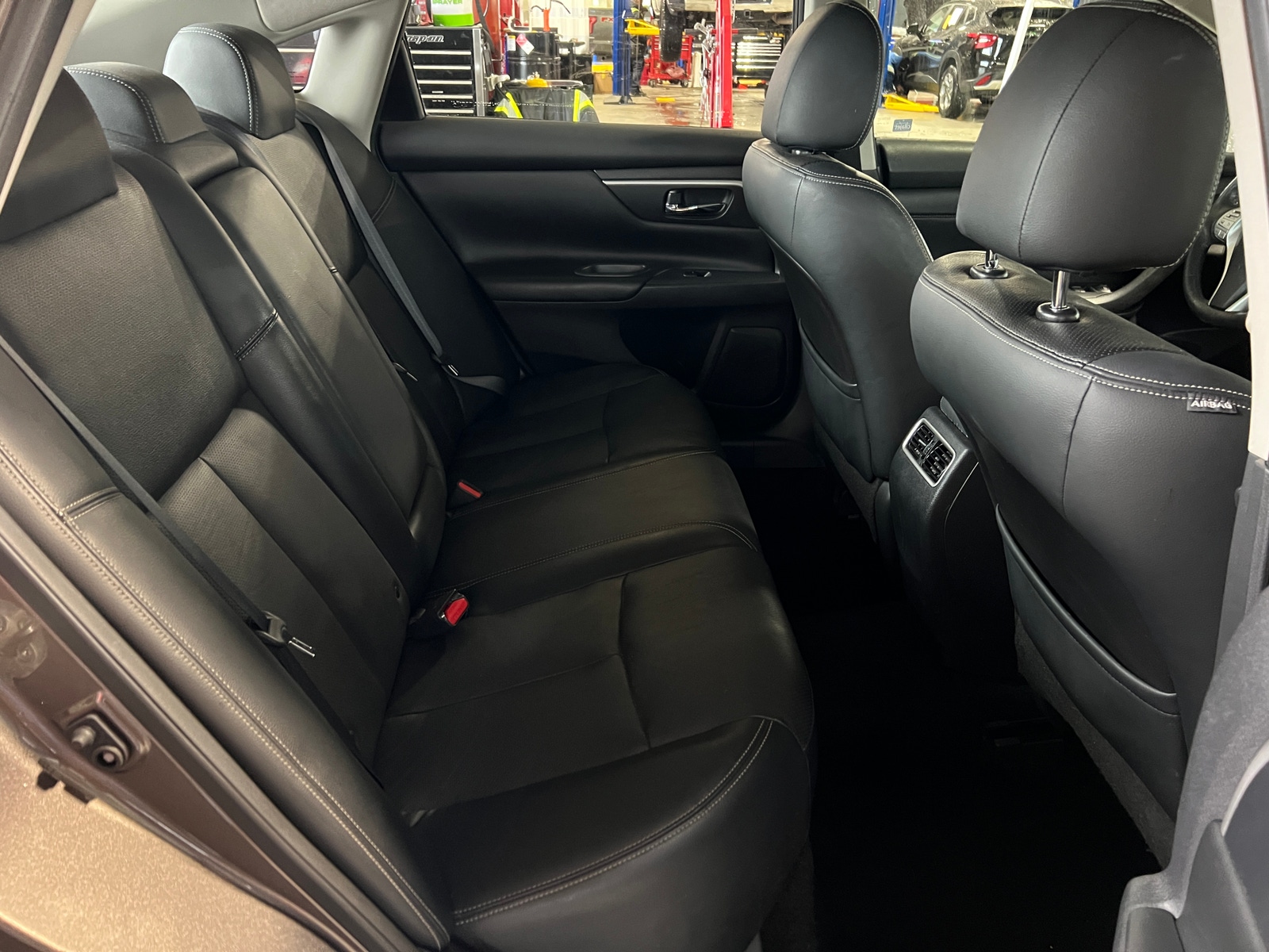 Thumbnail: 2017 Nissan Altima - 5