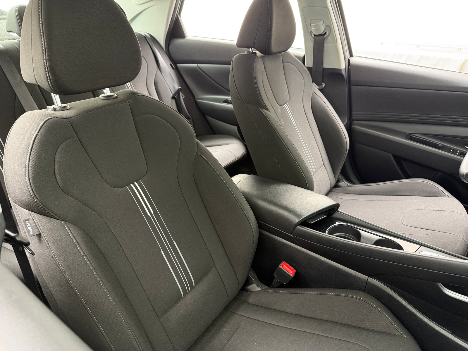 Thumbnail: 2025 Hyundai Elantra - 2