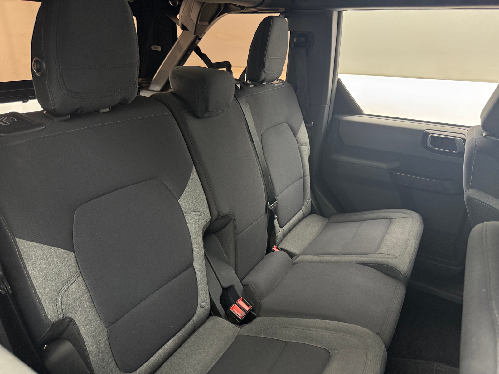 Thumbnail: 2021 Ford Bronco - 6