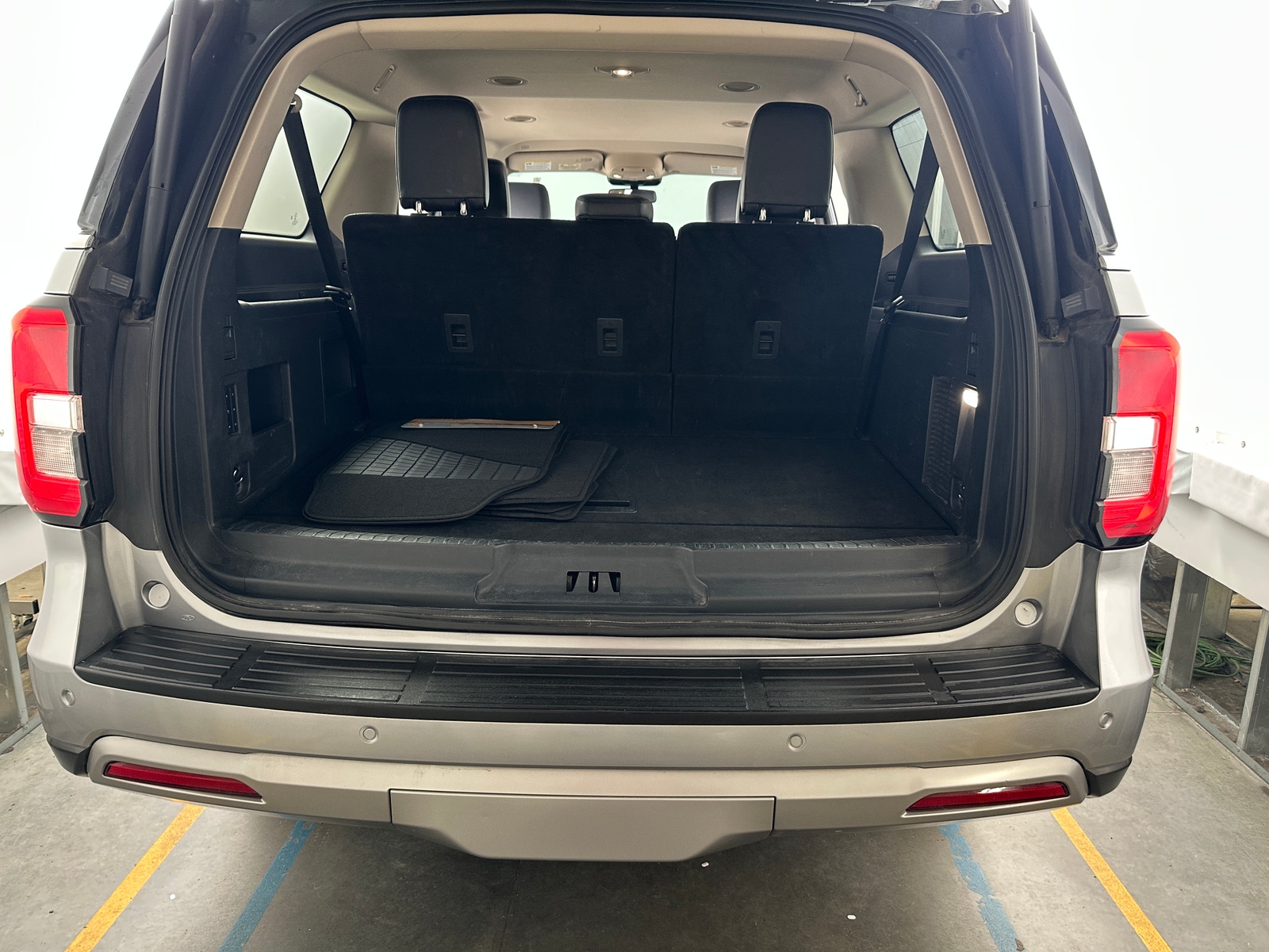 Thumbnail: 2024 Ford Expedition MAX - 6