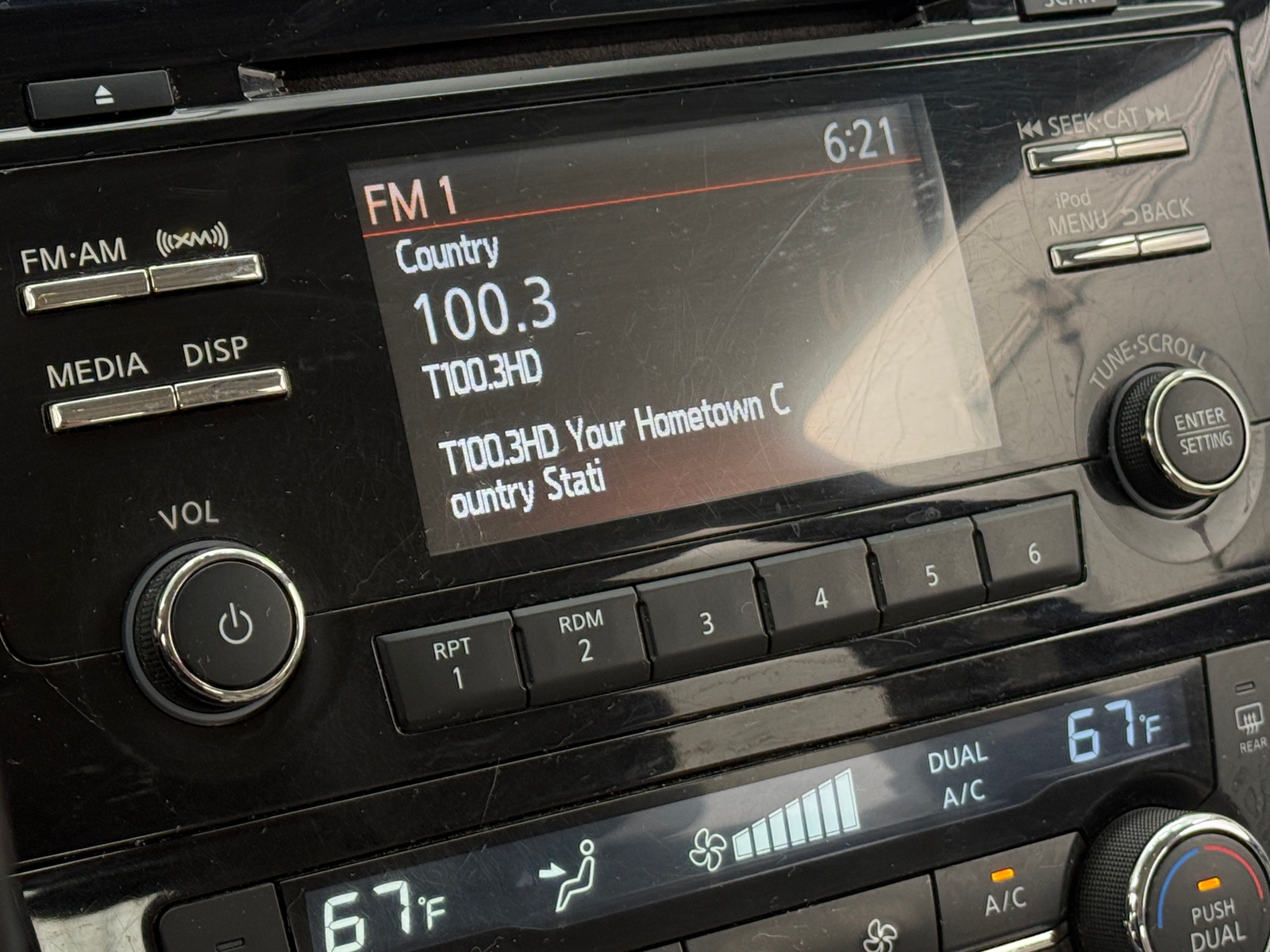 Thumbnail: 2018 Nissan Rogue Sport - 4