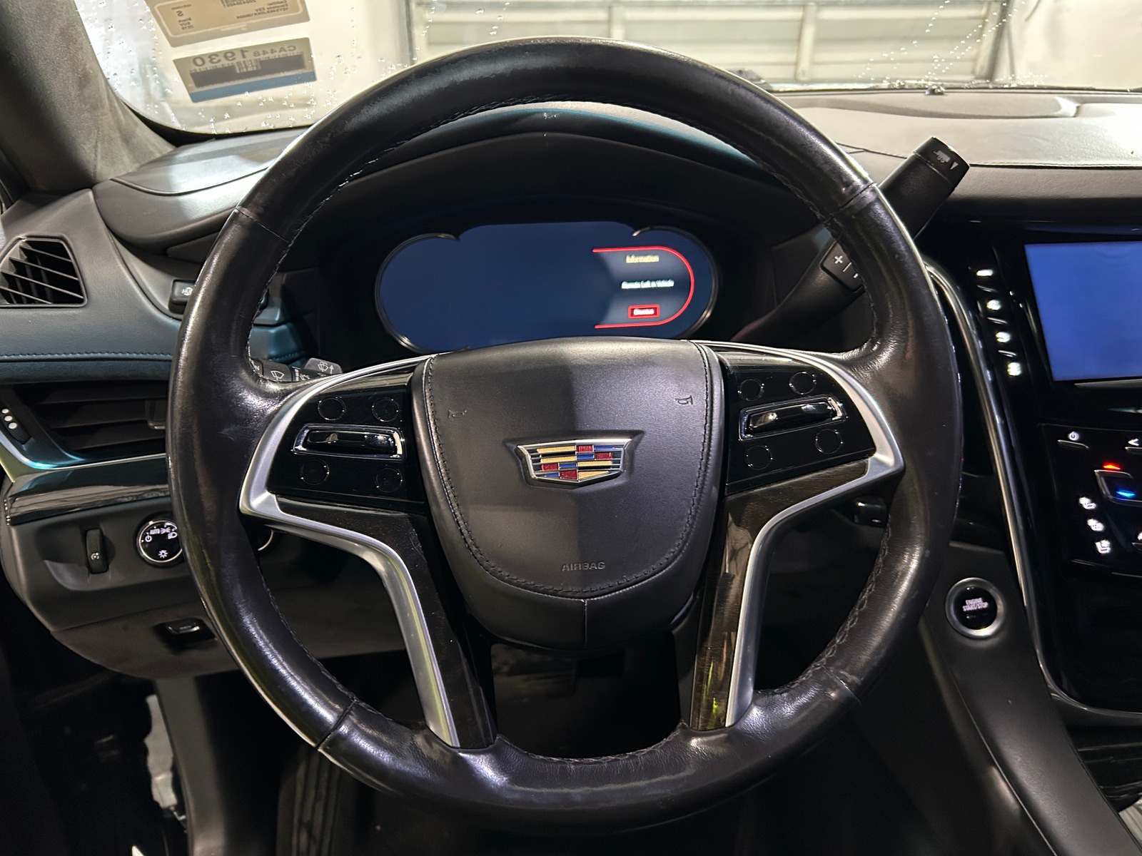 Thumbnail: 2019 Cadillac Escalade - 4