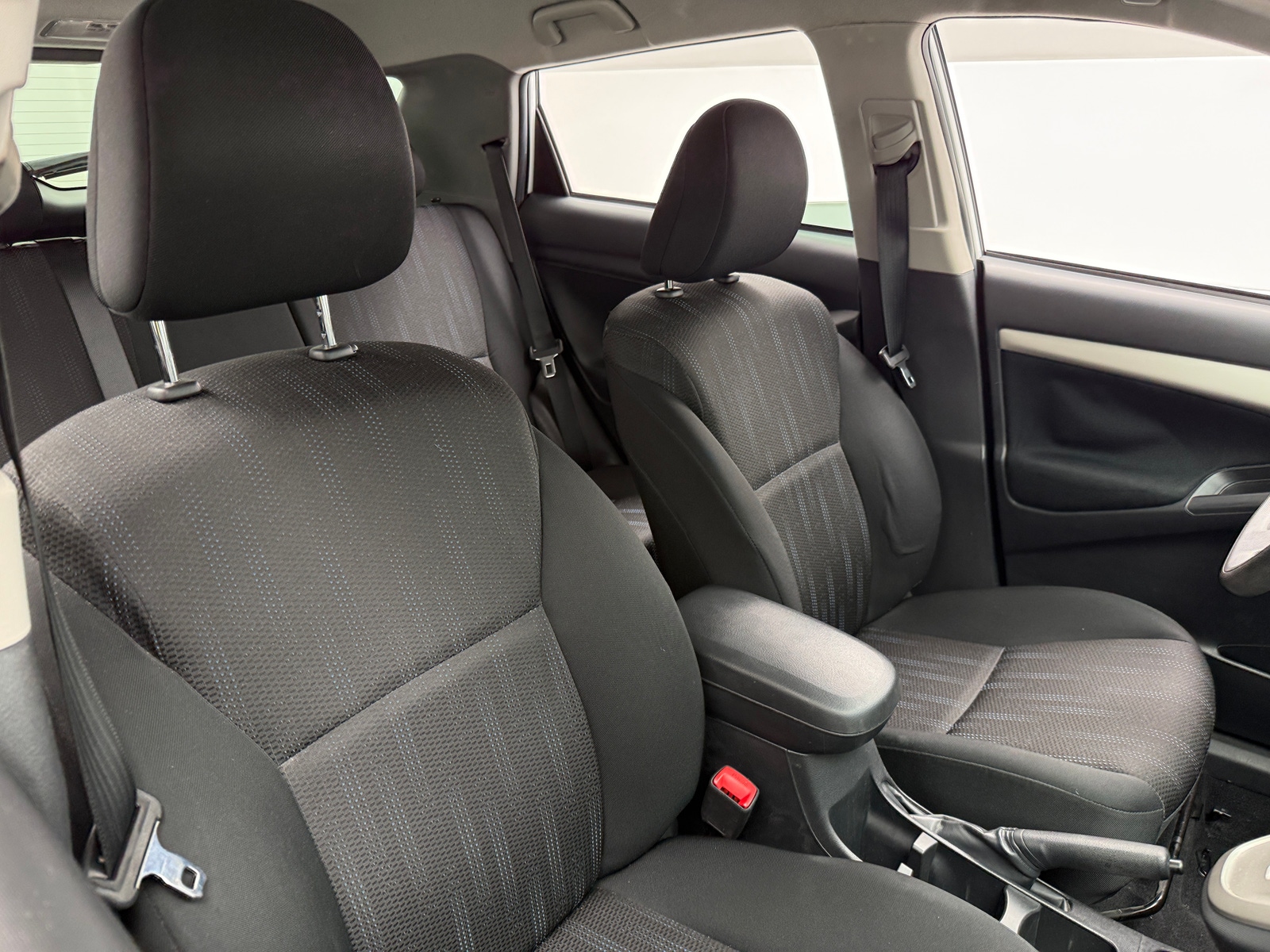 Thumbnail: 2013 Toyota Matrix - 2