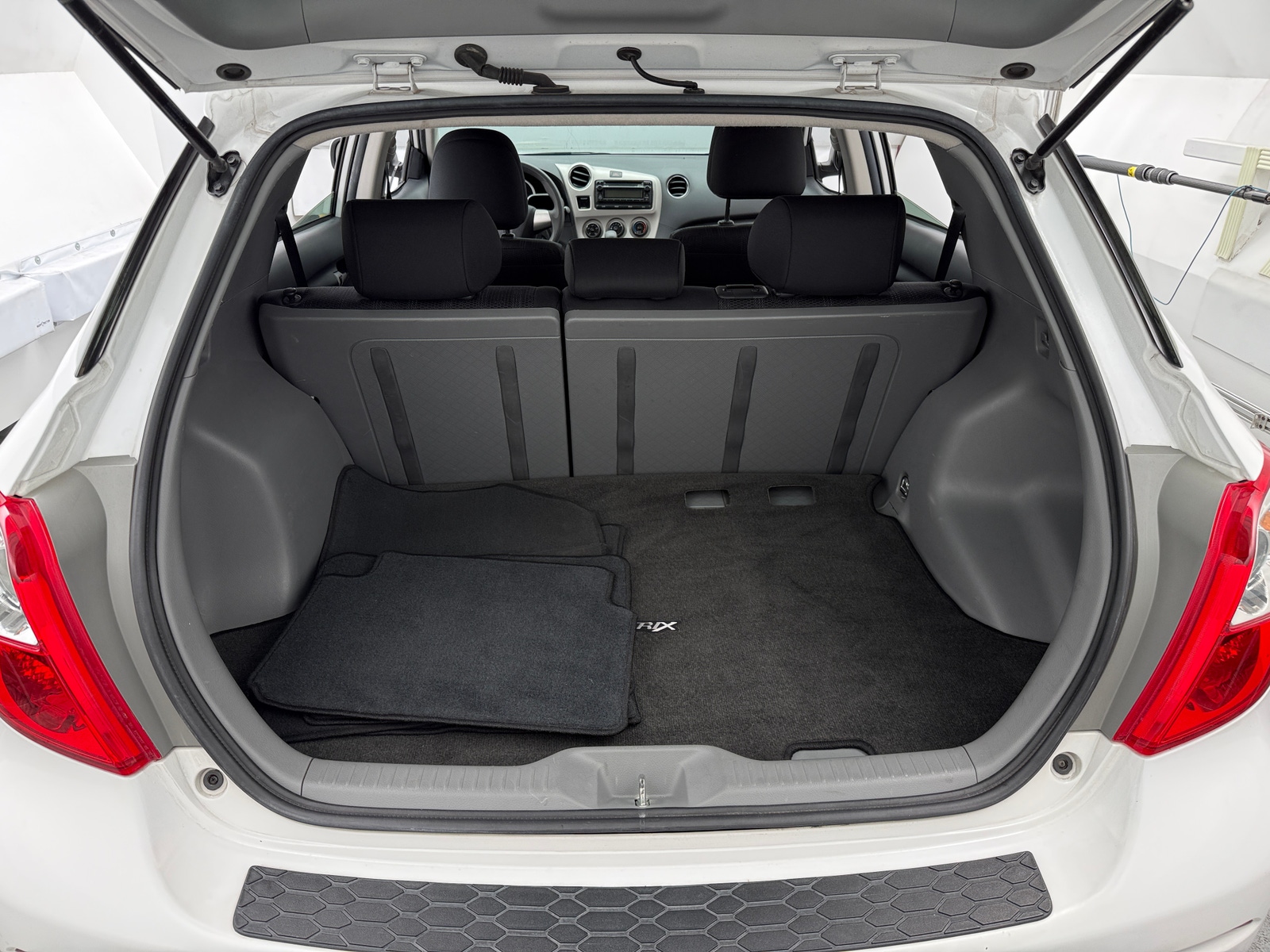 Thumbnail: 2013 Toyota Matrix - 7