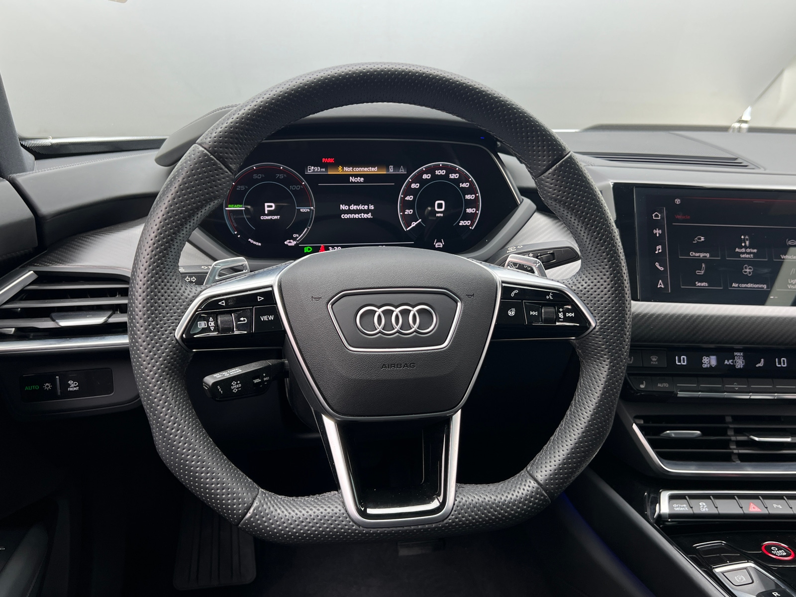 Thumbnail: 2023 Audi e-tron GT - 4