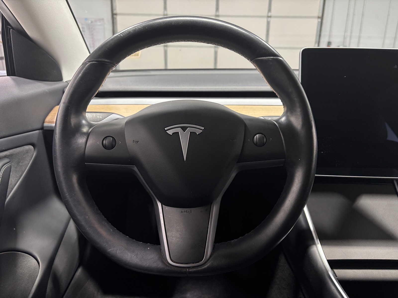 Thumbnail: 2019 Tesla Model 3 - 4