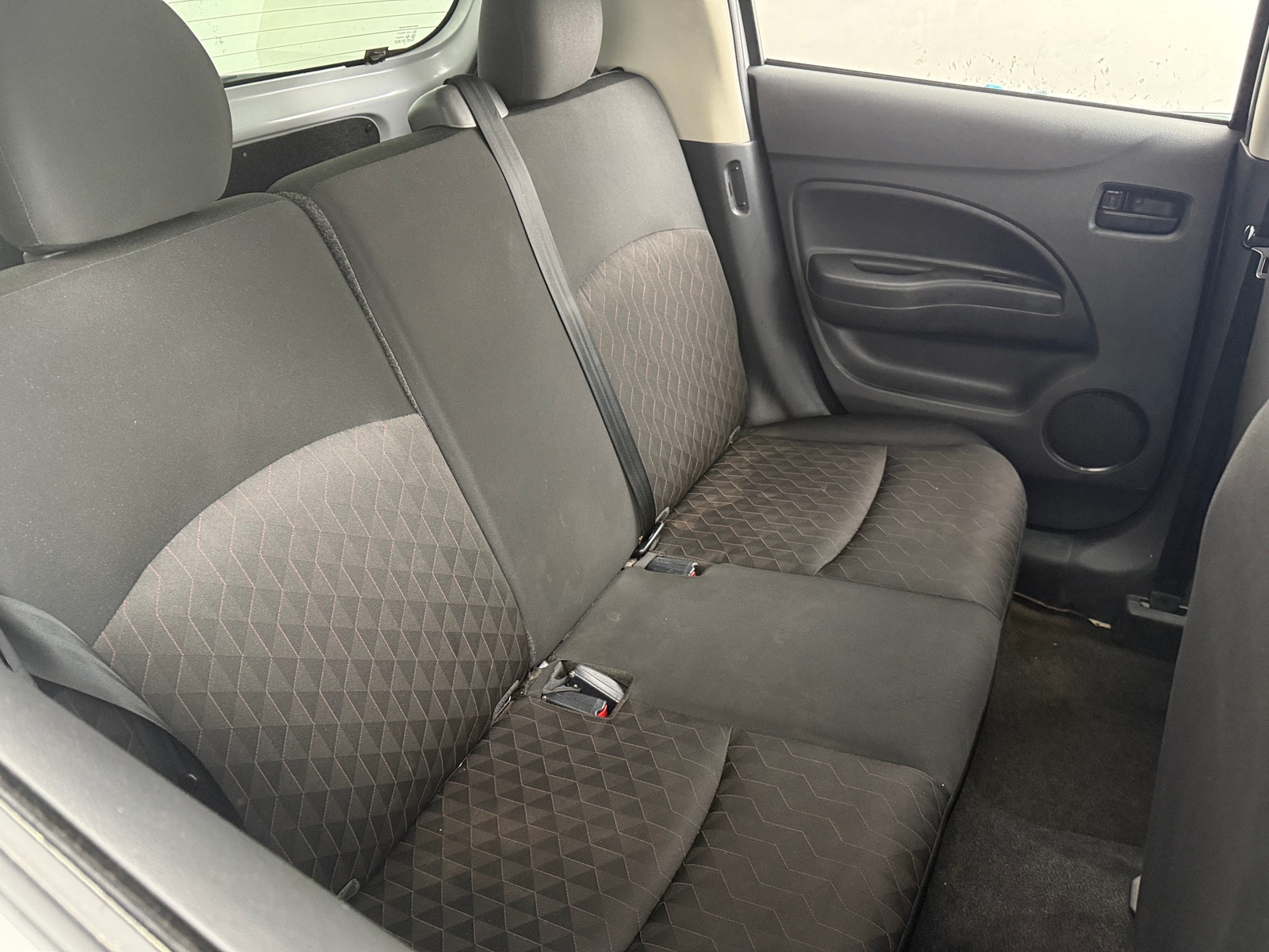 Thumbnail: 2022 Mitsubishi Mirage - 6