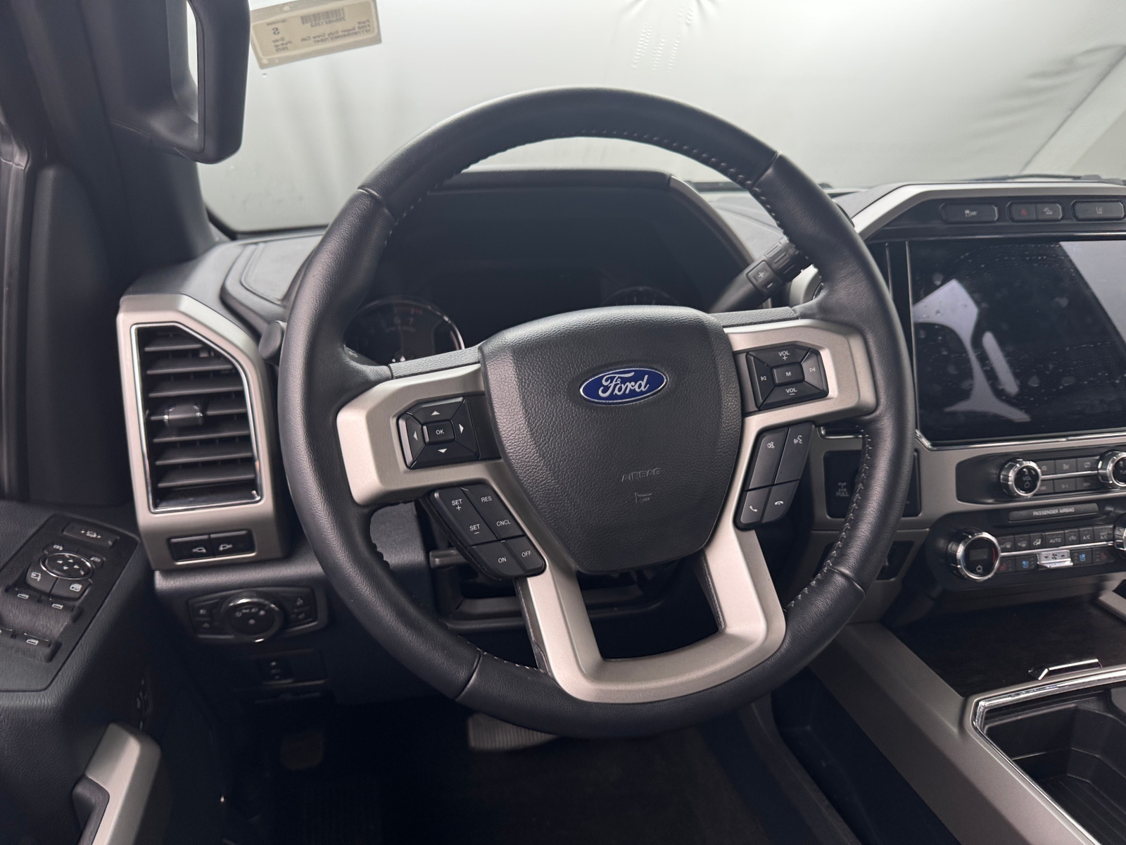 Thumbnail: 2022 Ford Econoline - 5