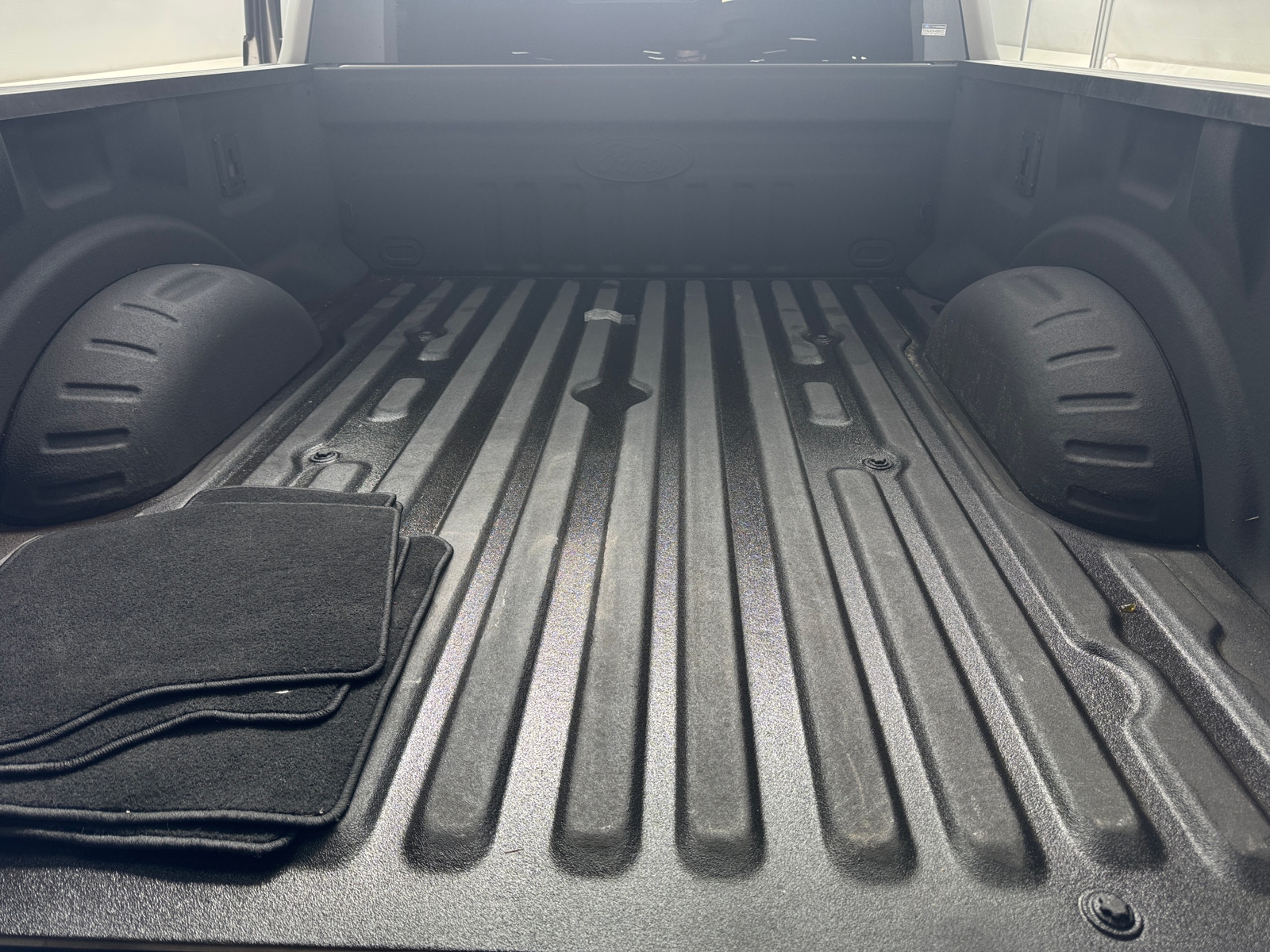 Thumbnail: 2022 Ford Econoline - 7