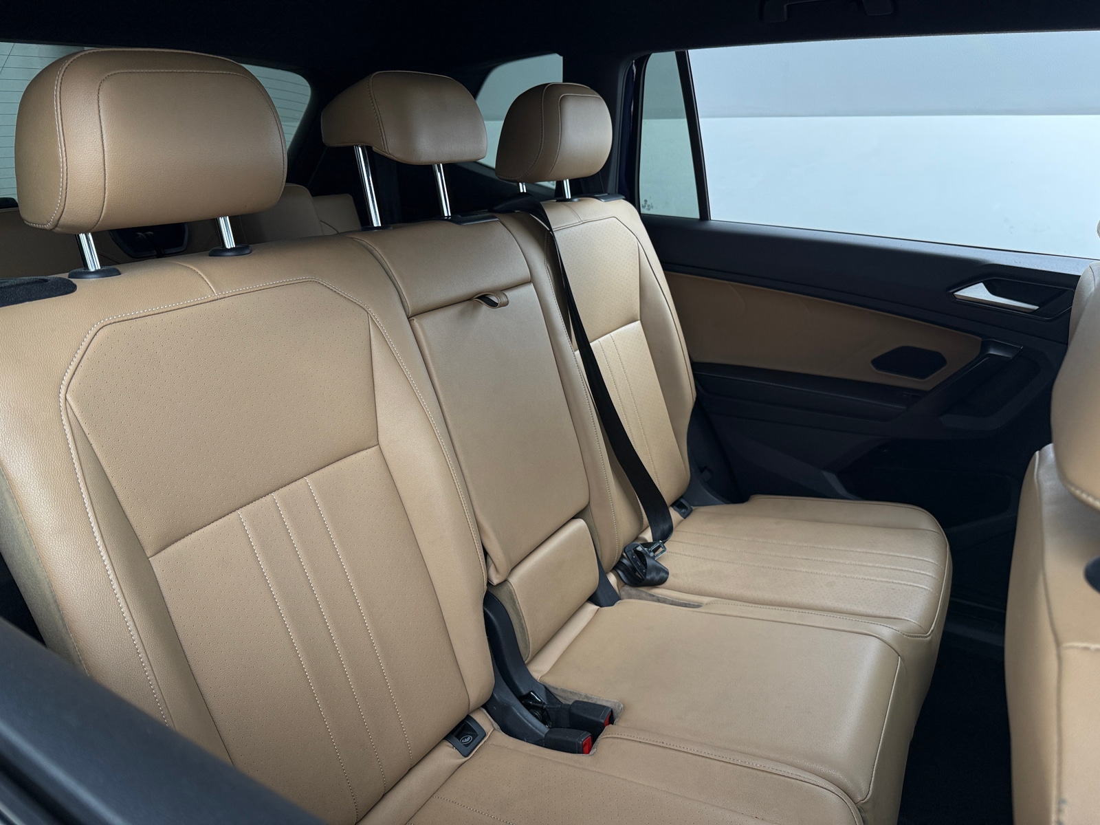 Thumbnail: 2022 Volkswagen Tiguan - 5