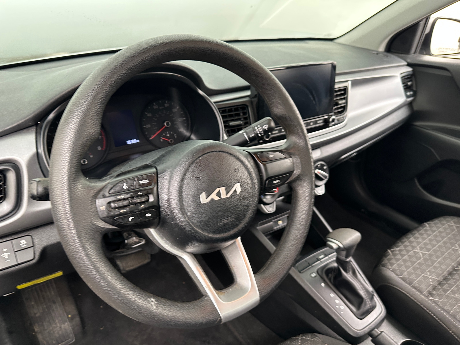 Thumbnail: 2023 Kia Rio - 5