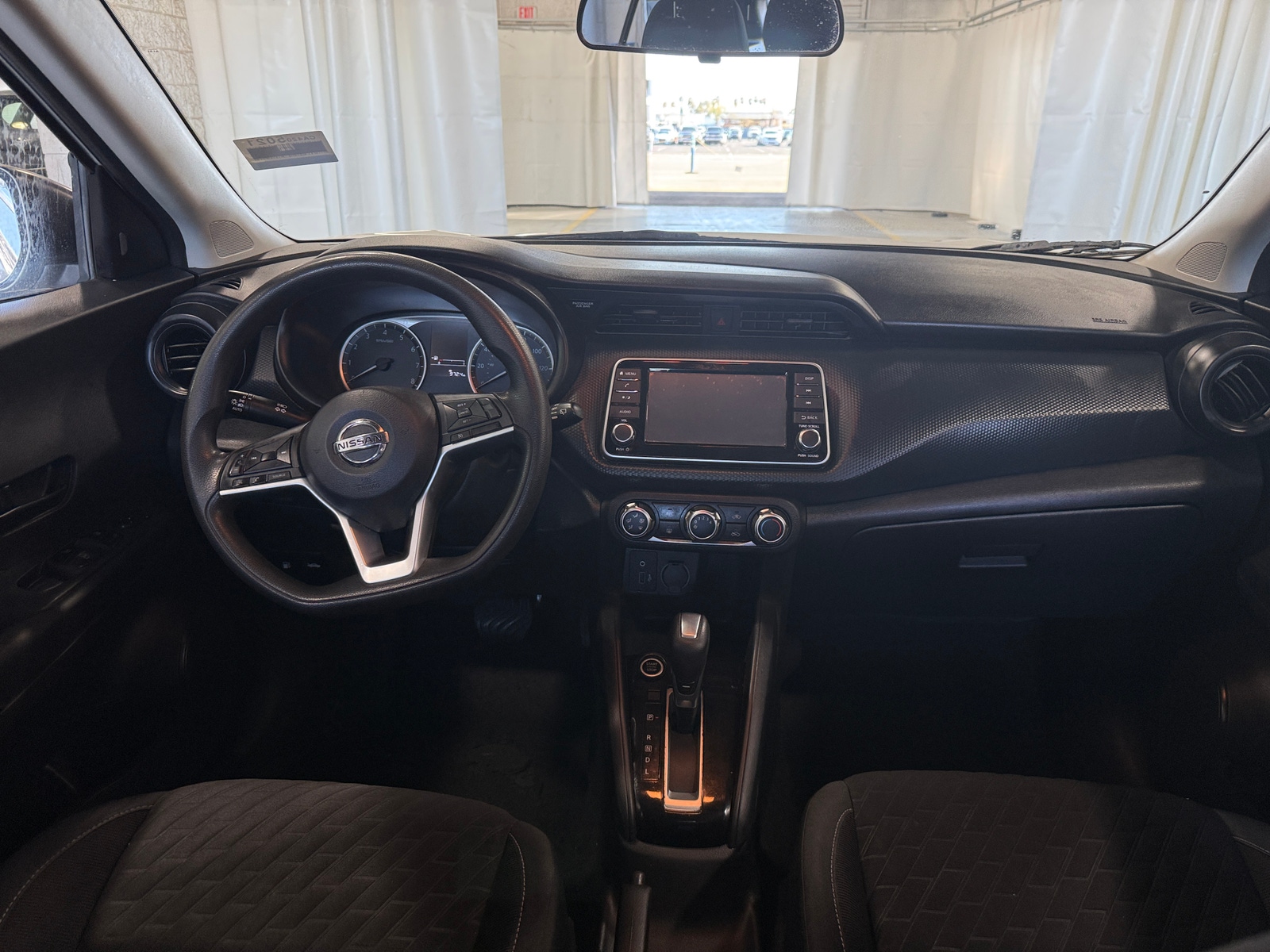 Thumbnail: 2021 Nissan Kicks - 3