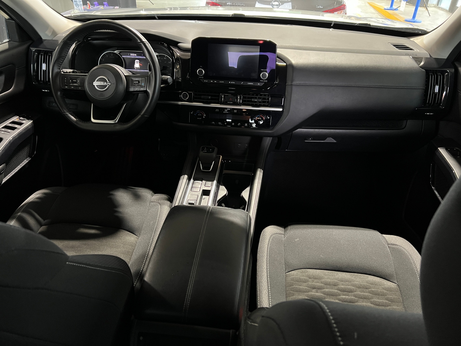 Thumbnail: 2024 Nissan Pathfinder - 3