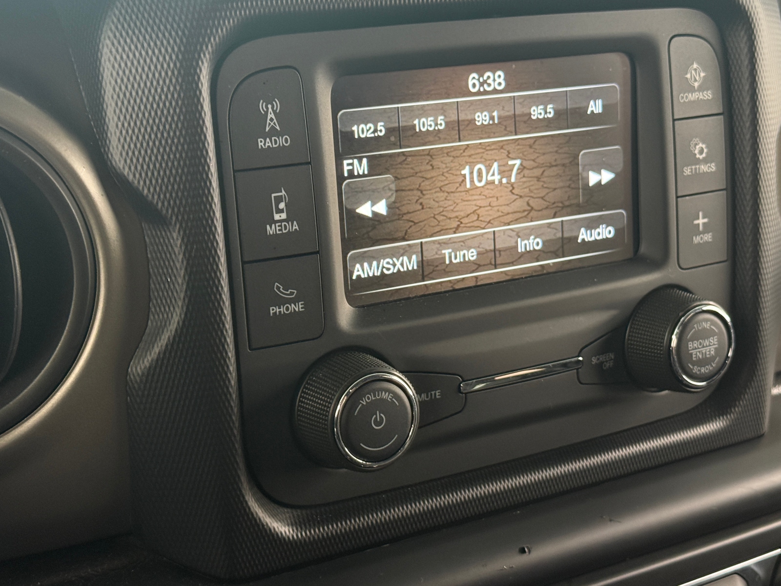 Thumbnail: 2018 Jeep Wrangler - 4