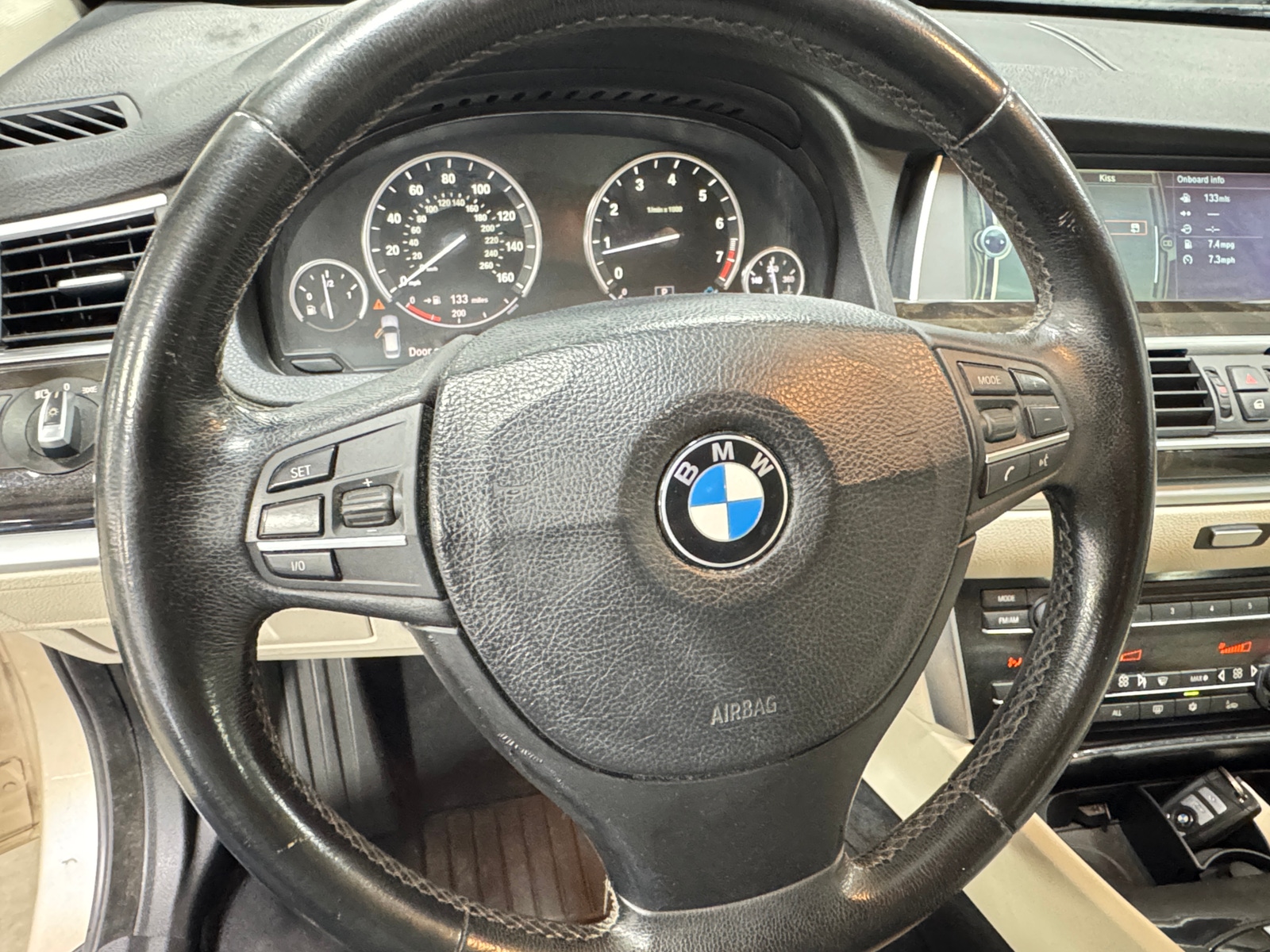 Thumbnail: 2010 BMW 5 Series - 4