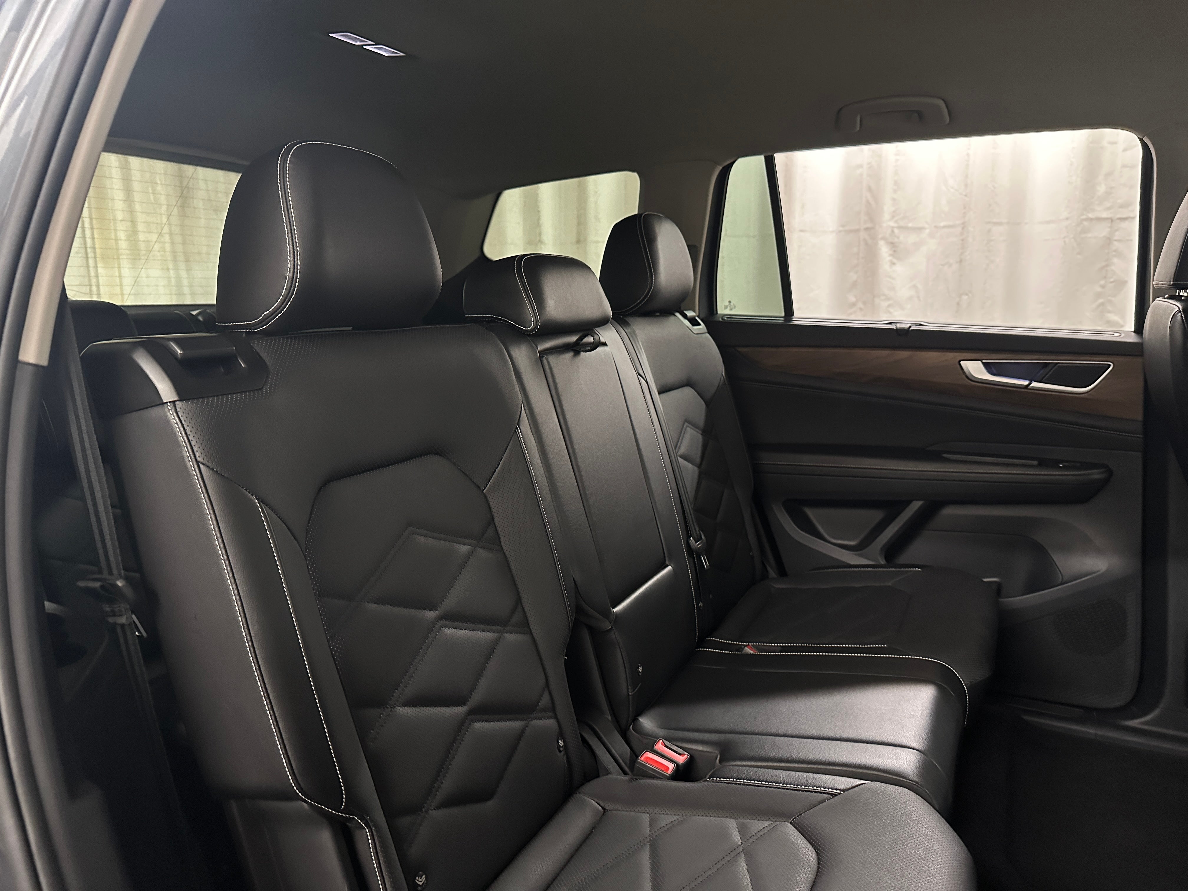 2025 Volkswagen Atlas