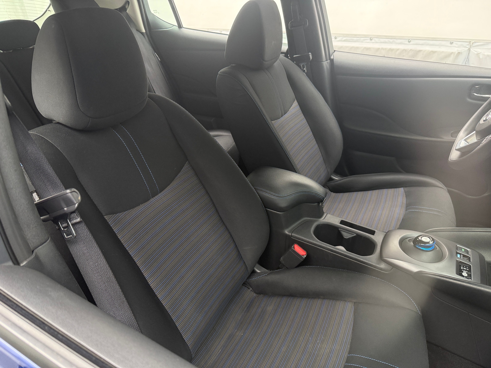 Thumbnail: 2022 Nissan Leaf - 2