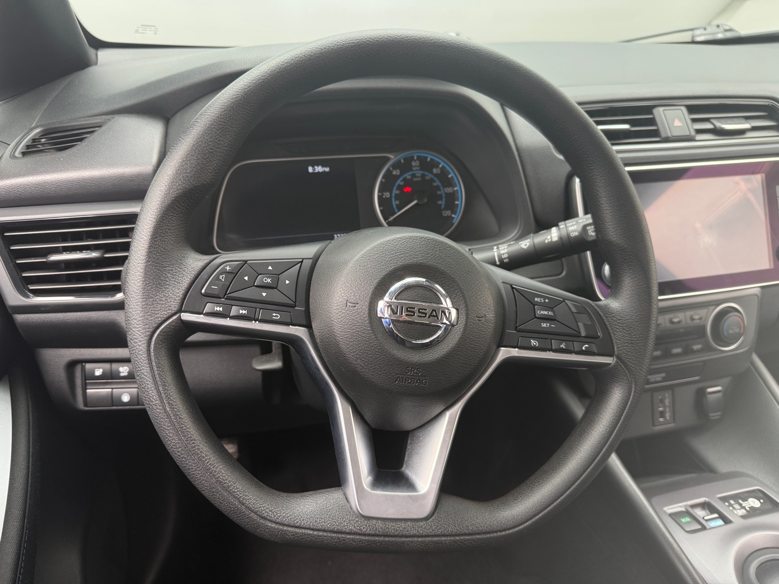 Thumbnail: 2022 Nissan Leaf - 5