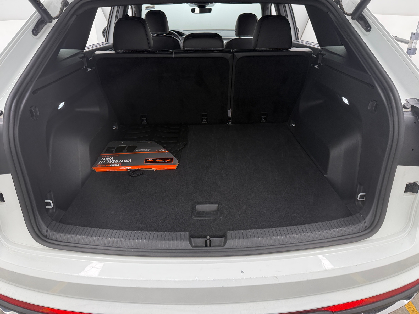 Thumbnail: 2025 Volkswagen Atlas - 6