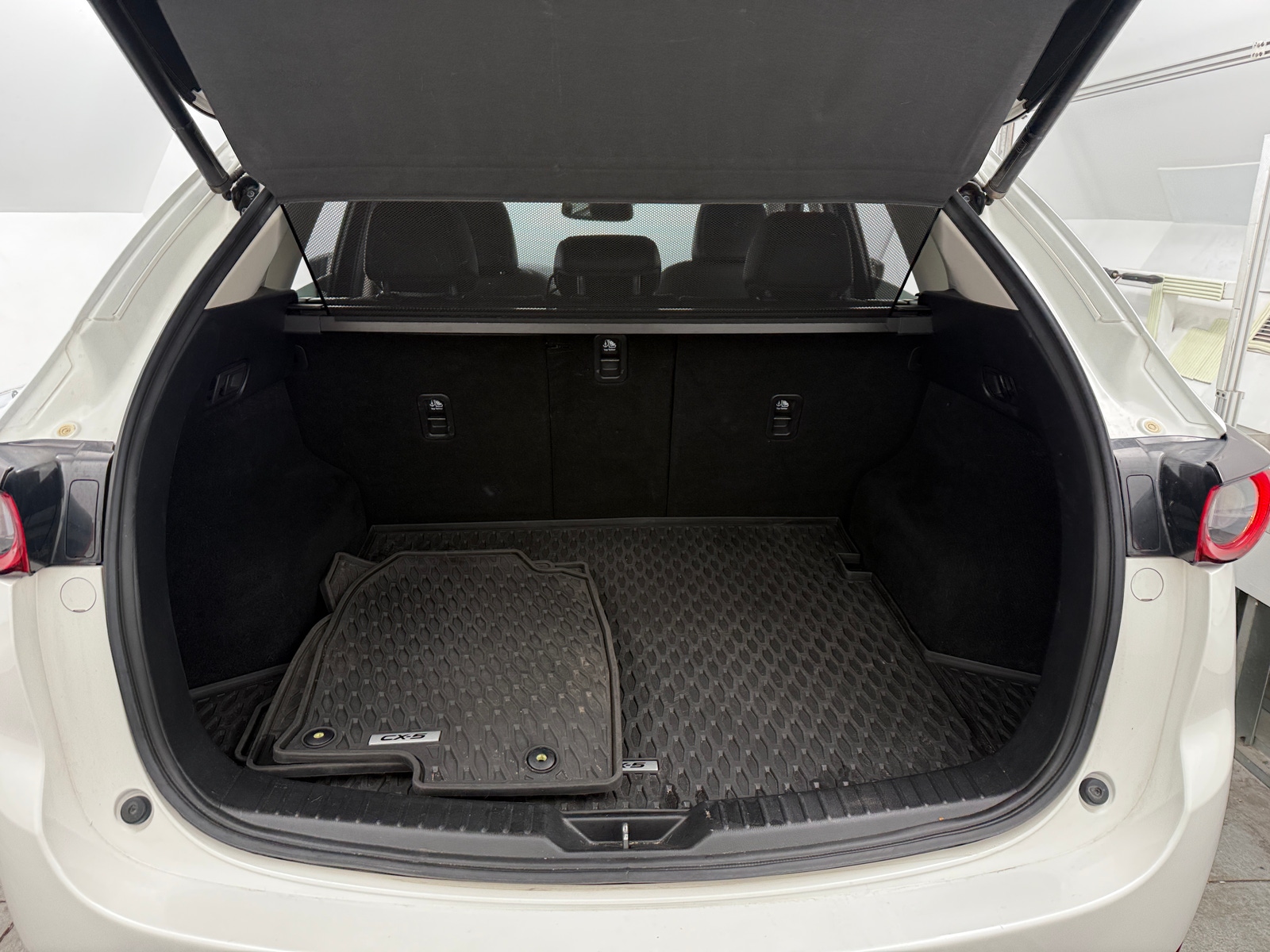 Thumbnail: 2017 Mazda CX-5 - 6