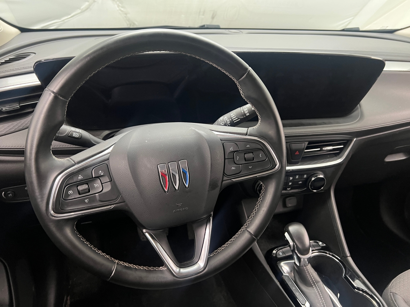 Thumbnail: 2024 Buick Encore GX - 5