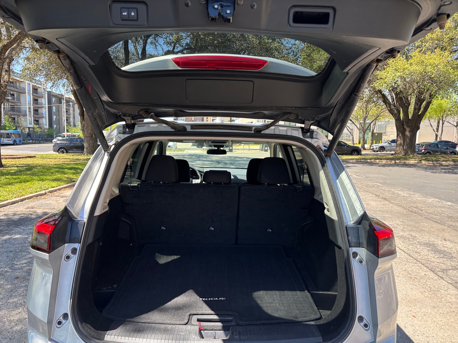 Thumbnail: 2025 Nissan Rogue - 4