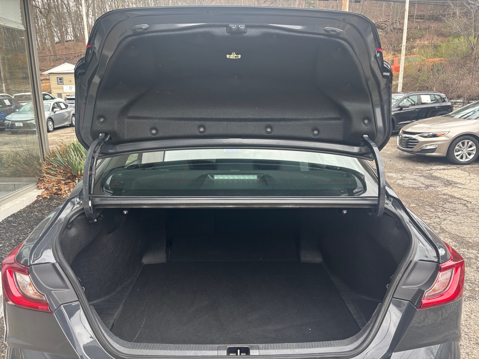 Thumbnail: 2025 Toyota Camry - 5