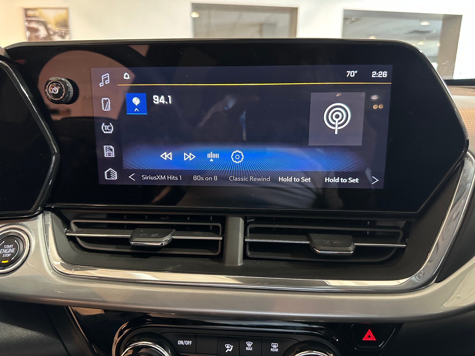 Thumbnail: 2025 Chevrolet Trax - 4