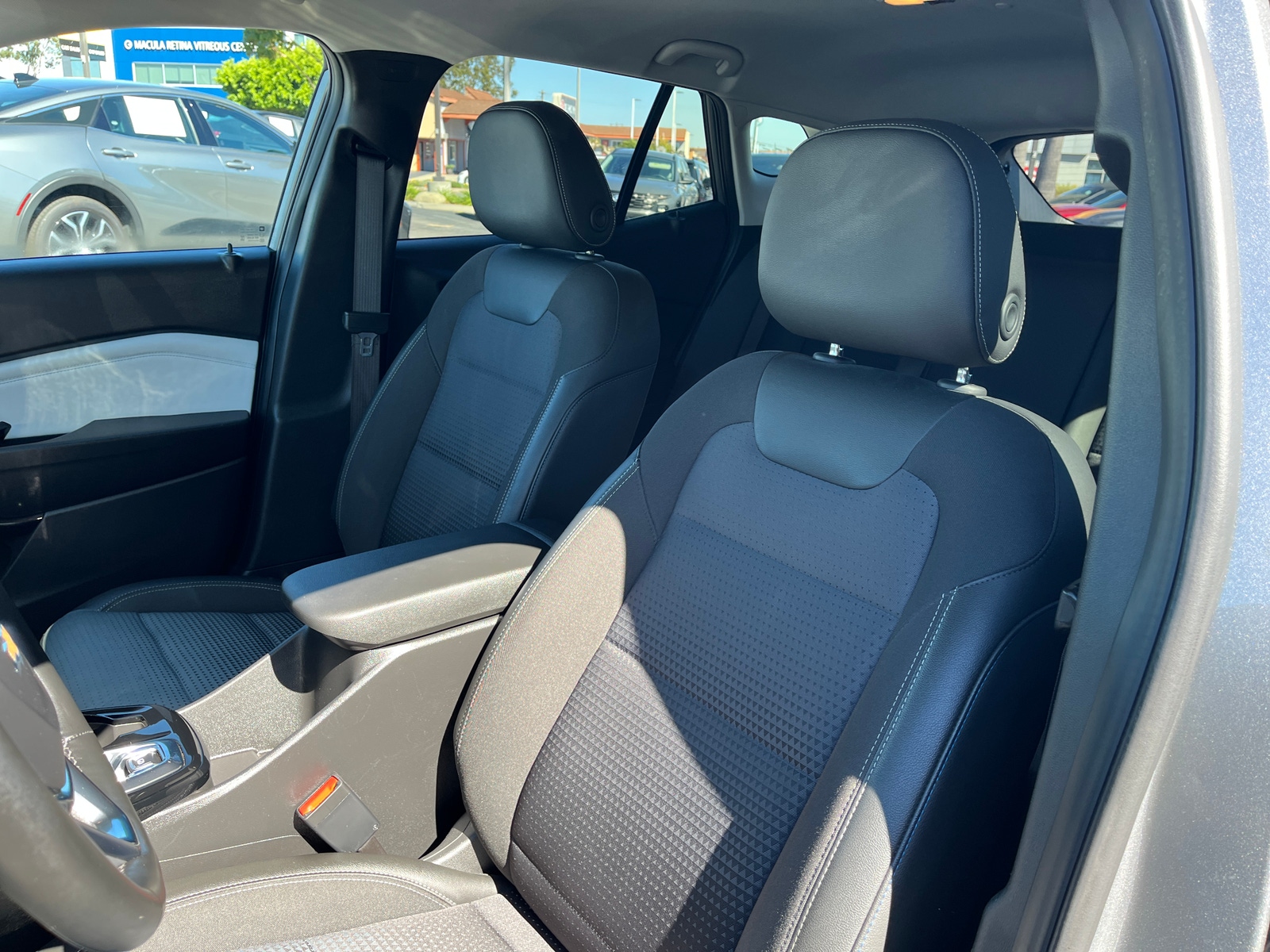 Thumbnail: 2025 Chevrolet Trax - 2