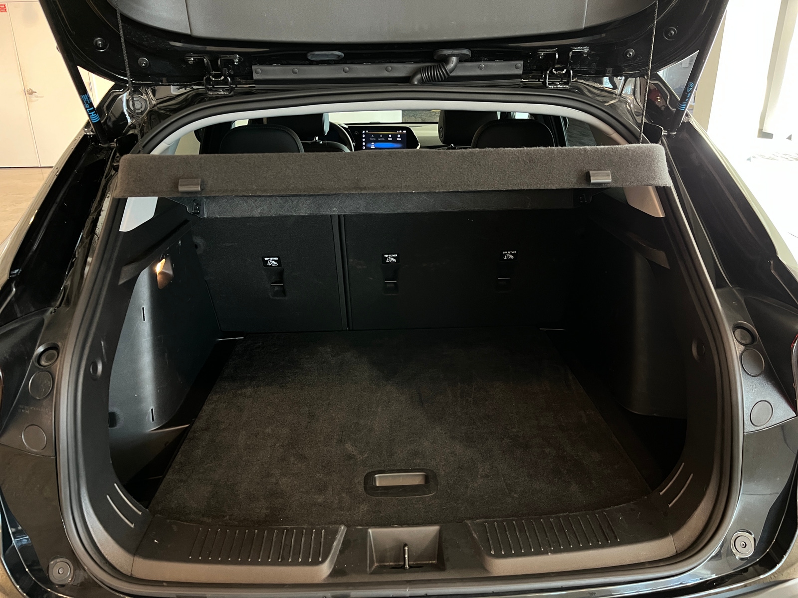 Thumbnail: 2025 Chevrolet Trax - 6