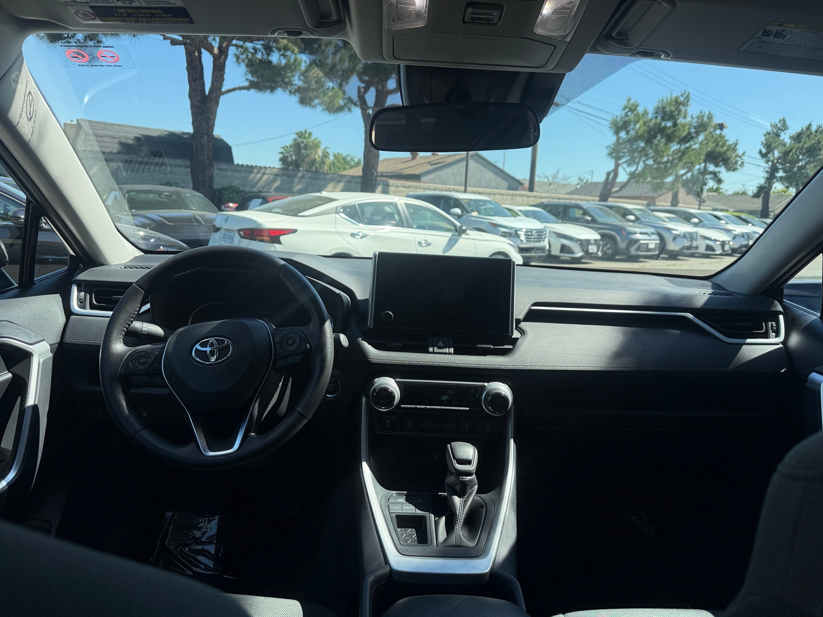 Thumbnail: 2025 Toyota RAV4 - 3