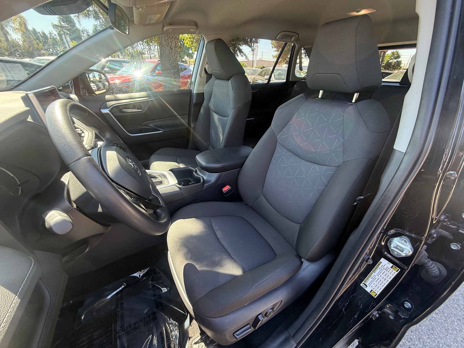 Thumbnail: 2025 Toyota RAV4 - 2