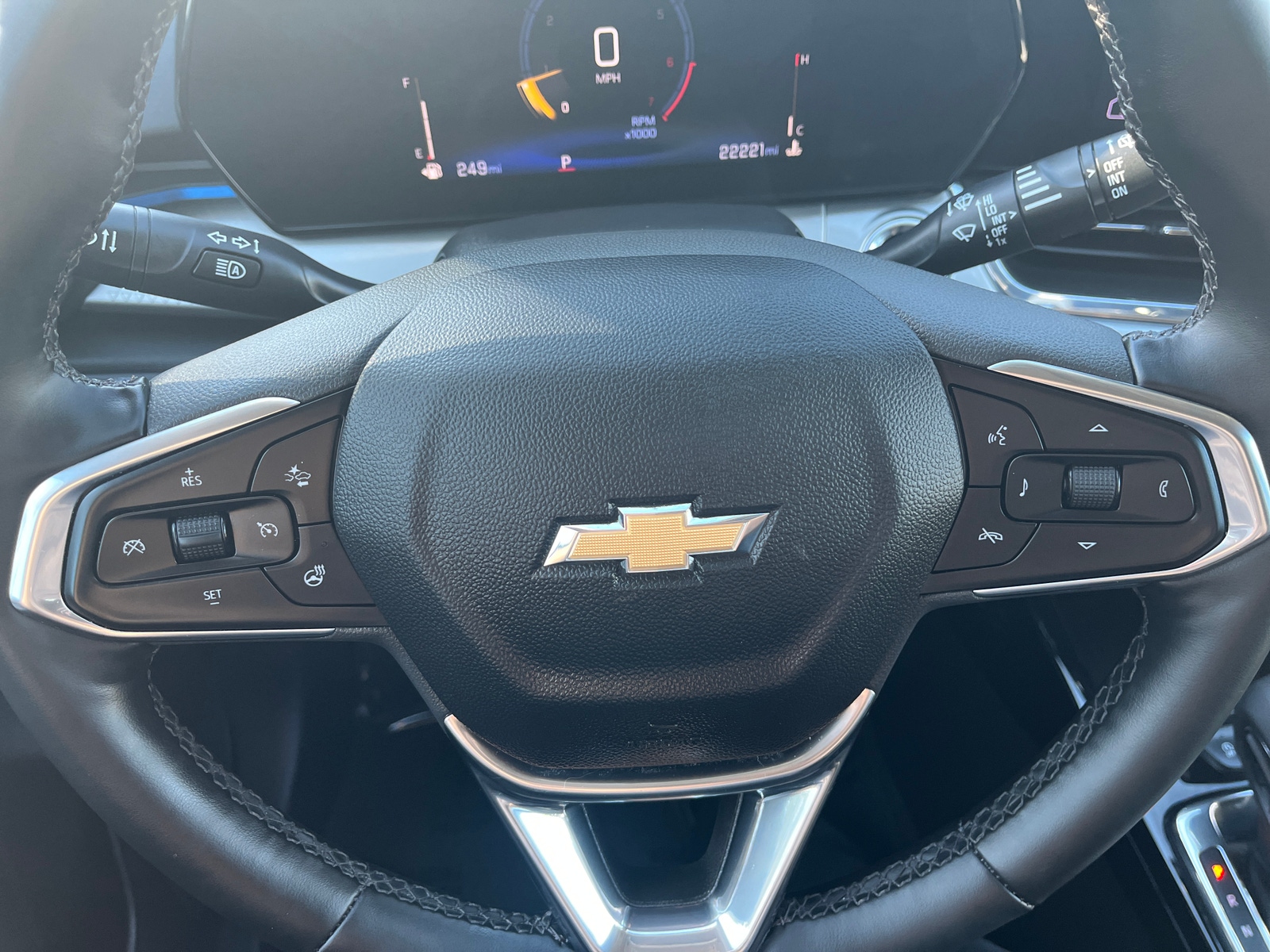 Thumbnail: 2025 Chevrolet Trax - 5