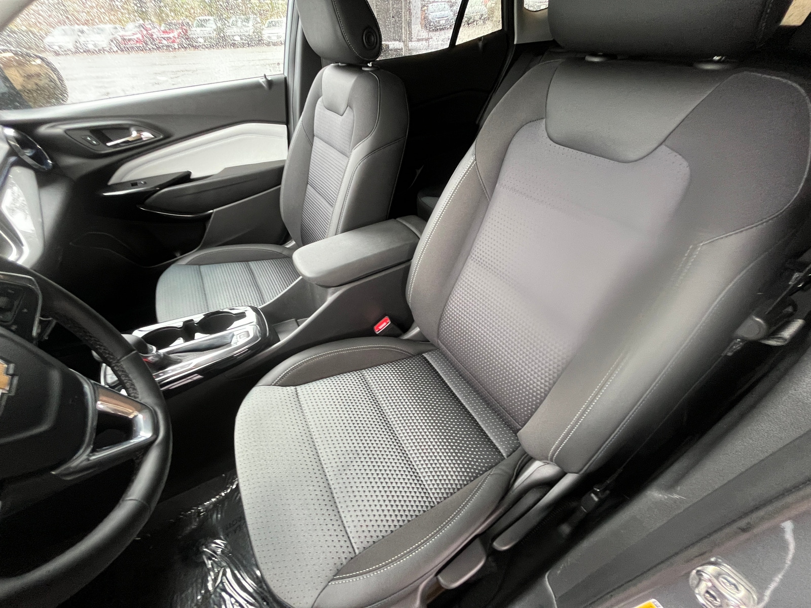 Thumbnail: 2025 Chevrolet Trax - 2