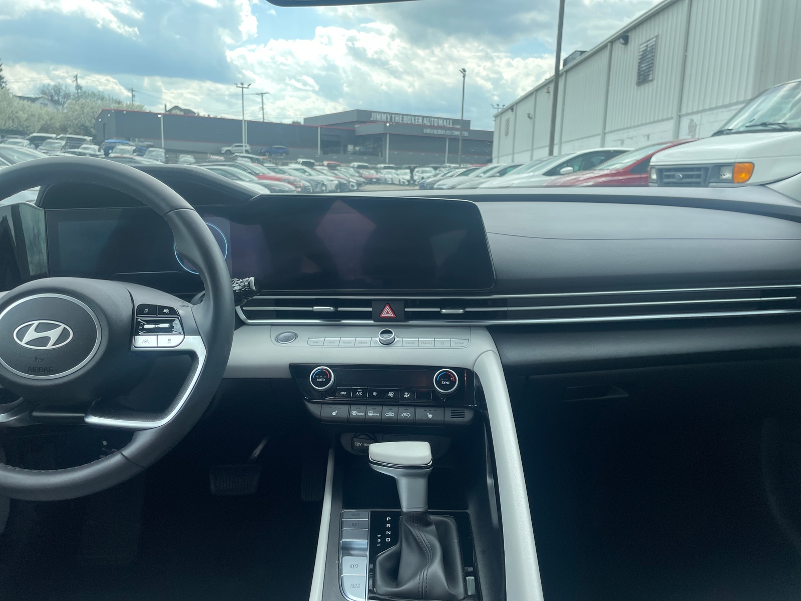 Thumbnail: 2025 Hyundai Elantra - 3