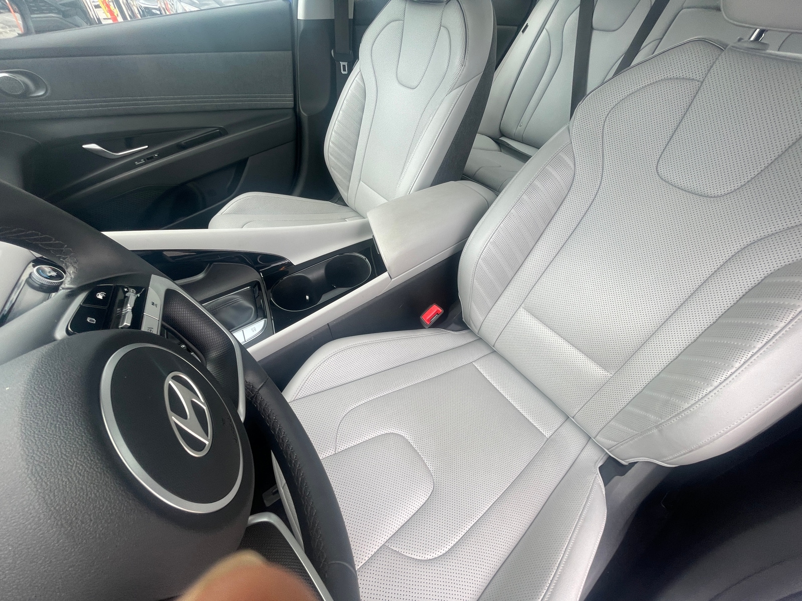 Thumbnail: 2025 Hyundai Elantra - 2