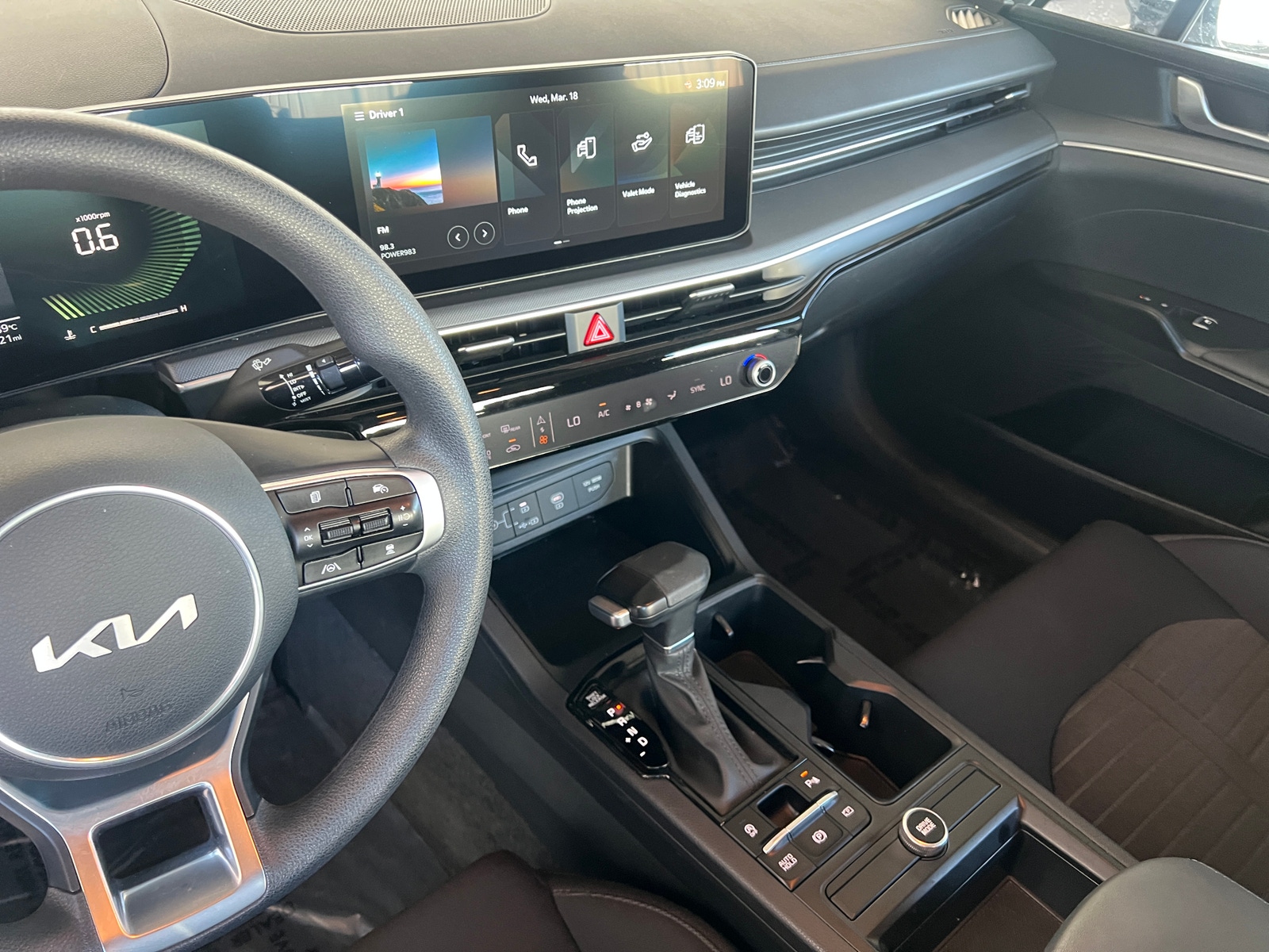 Thumbnail: 2025 Kia K5 - 4