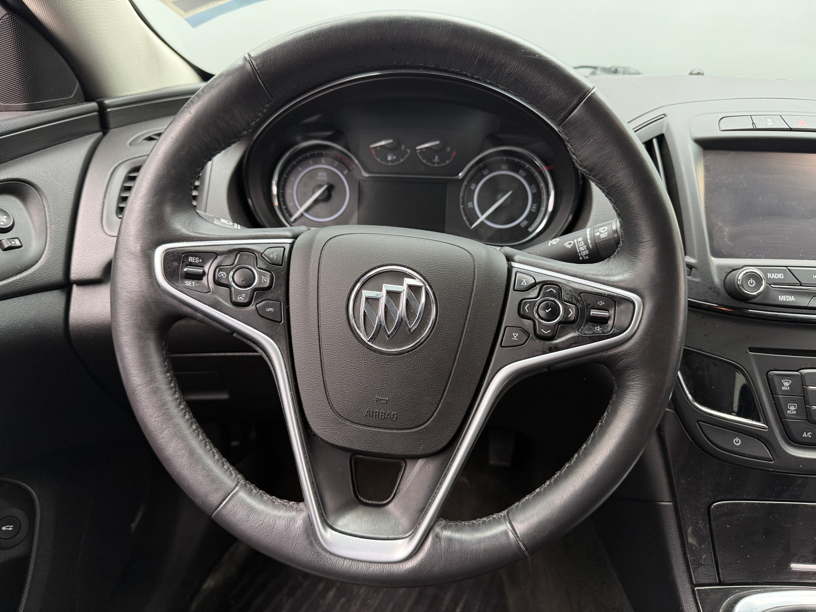 Thumbnail: 2016 Buick Regal - 4