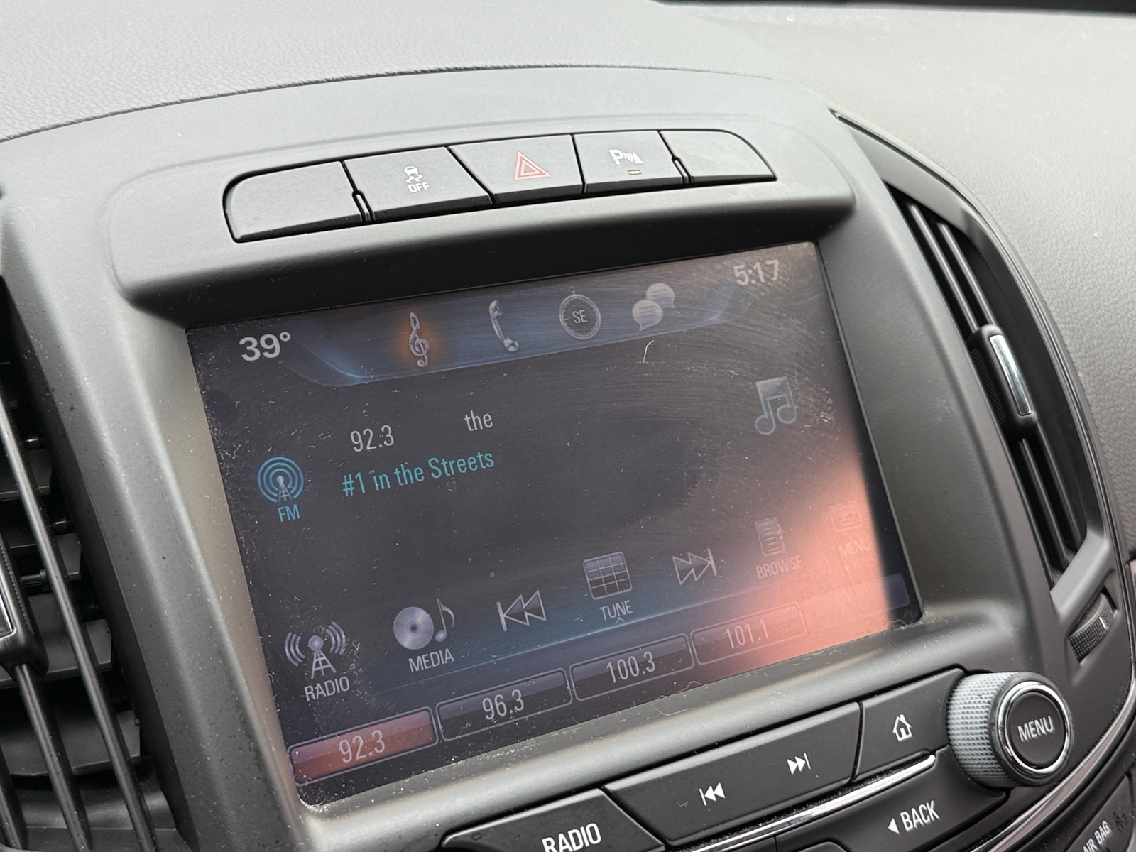 Thumbnail: 2016 Buick Regal - 3