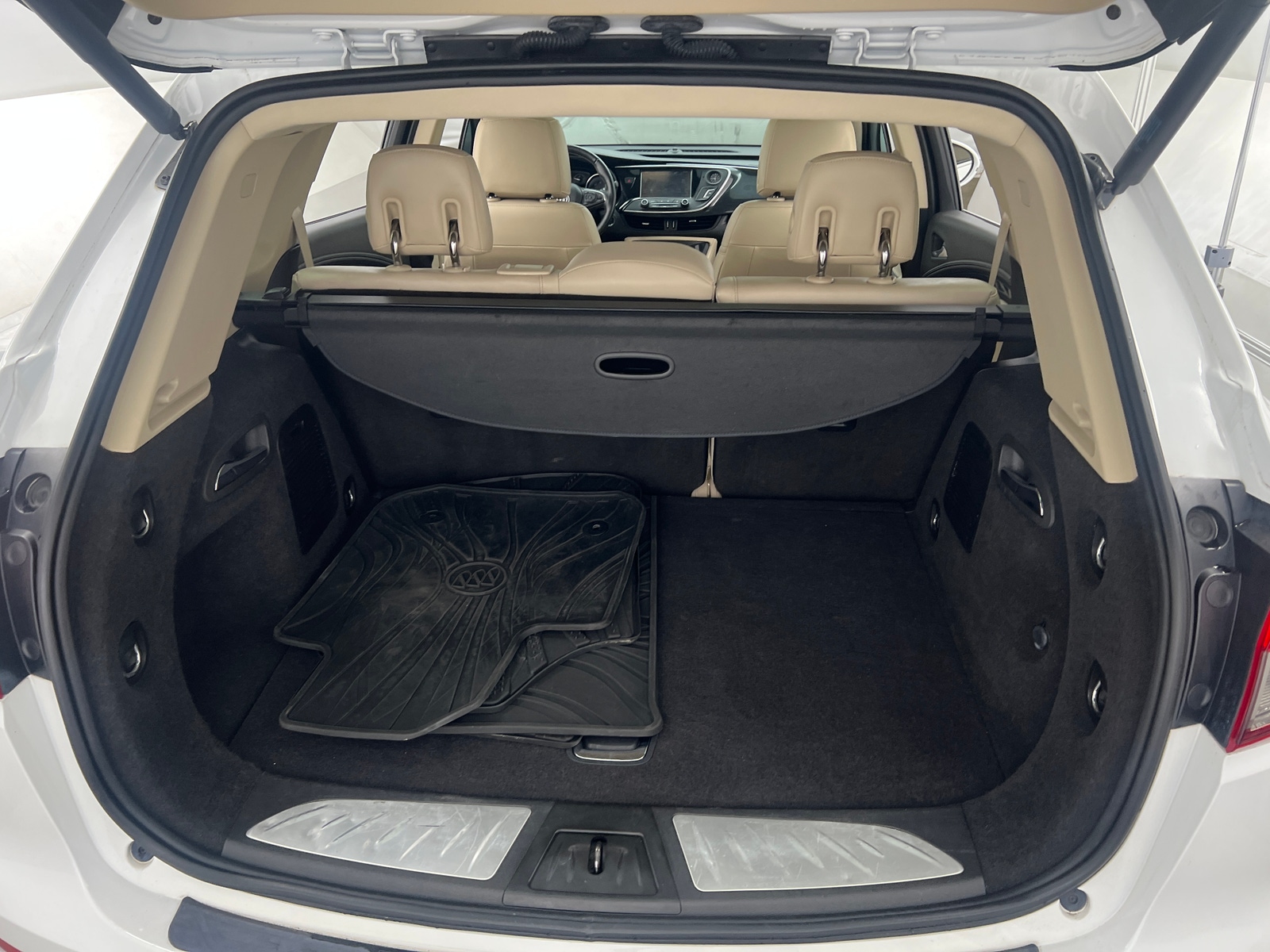 Thumbnail: 2017 Buick Envision - 6